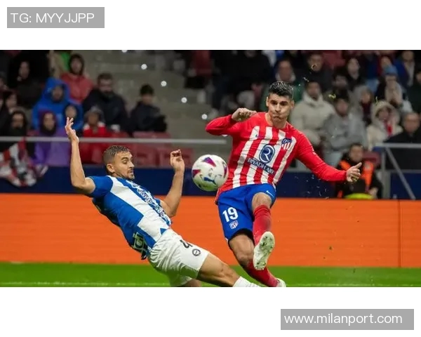 马竞因球迷种族歧视和投掷杂物被欧足联罚款四万欧元