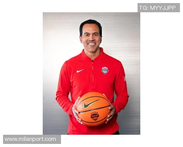 科尔称赞斯波为美国男篮主帅最佳人选期待他出色表现